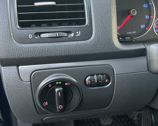 Синий Фольксваген Гольф, объемом двигателя 0 л и пробегом 190 тыс. км за 7300 $, фото 21 на Automoto.ua