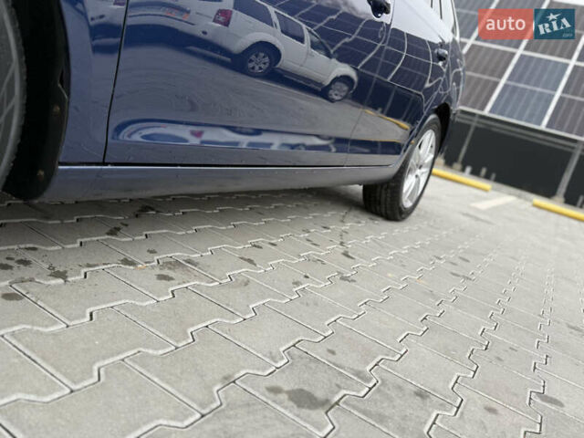 Синій Фольксваген Гольф, об'ємом двигуна 1.6 л та пробігом 258 тис. км за 8100 $, фото 9 на Automoto.ua
