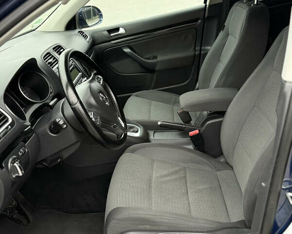 Синій Фольксваген Гольф, об'ємом двигуна 1.6 л та пробігом 258 тис. км за 8100 $, фото 40 на Automoto.ua