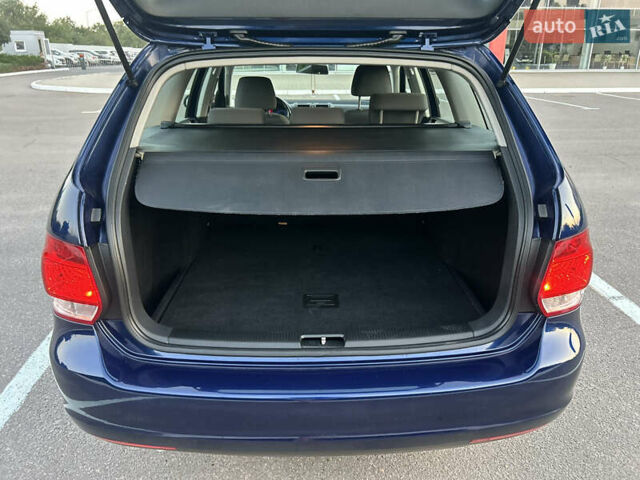 Синий Фольксваген Гольф, объемом двигателя 0 л и пробегом 190 тыс. км за 7300 $, фото 81 на Automoto.ua