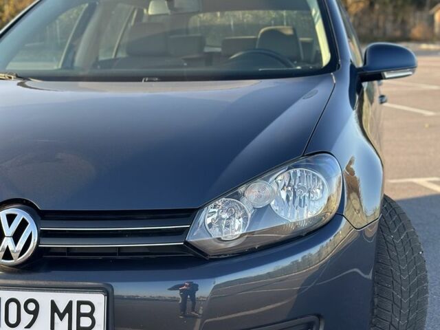 Синий Фольксваген Гольф, объемом двигателя 1.6 л и пробегом 243 тыс. км за 7600 $, фото 6 на Automoto.ua