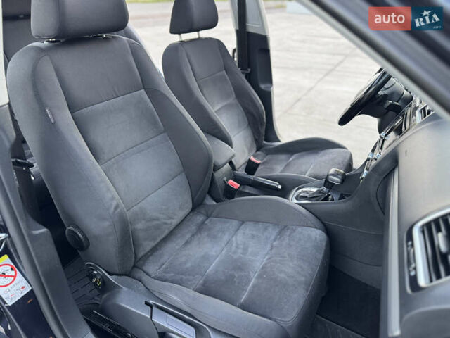 Синий Фольксваген Гольф, объемом двигателя 1.4 л и пробегом 245 тыс. км за 8200 $, фото 23 на Automoto.ua