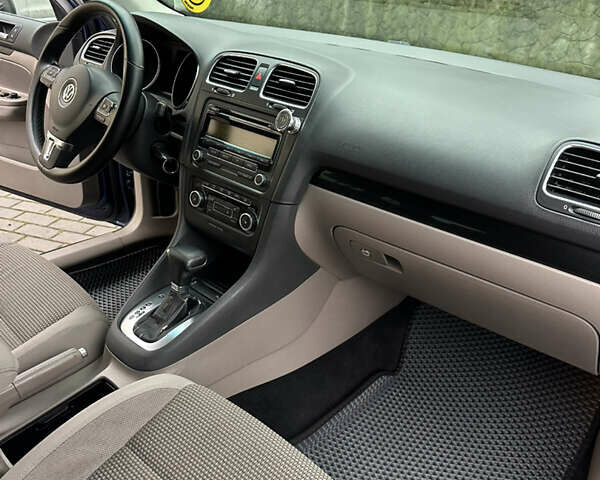 Синій Фольксваген Гольф, об'ємом двигуна 1.97 л та пробігом 257 тис. км за 7900 $, фото 32 на Automoto.ua