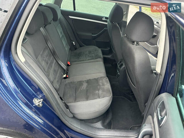 Синій Фольксваген Гольф, об'ємом двигуна 1.39 л та пробігом 191 тис. км за 7499 $, фото 12 на Automoto.ua