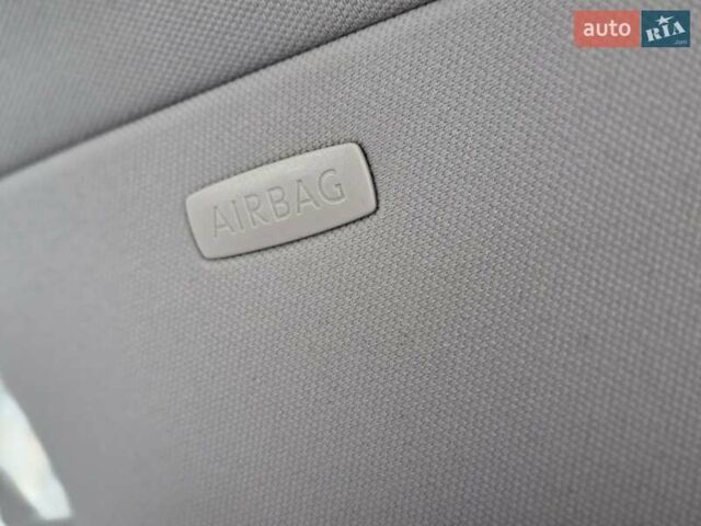 Синий Фольксваген Гольф, объемом двигателя 1.4 л и пробегом 216 тыс. км за 6450 $, фото 59 на Automoto.ua