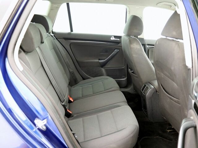 Синий Фольксваген Гольф, объемом двигателя 2 л и пробегом 270 тыс. км за 3500 $, фото 6 на Automoto.ua