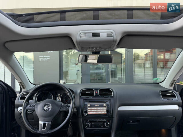 Синий Фольксваген Гольф, объемом двигателя 1.4 л и пробегом 245 тыс. км за 8200 $, фото 38 на Automoto.ua