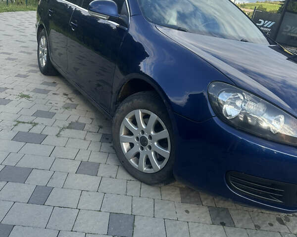 Синий Фольксваген Гольф, объемом двигателя 1.6 л и пробегом 249 тыс. км за 7300 $, фото 2 на Automoto.ua