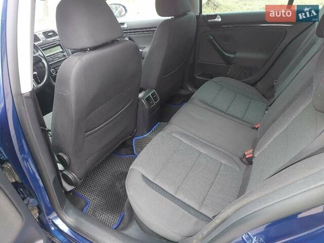 Синий Фольксваген Гольф, объемом двигателя 1.39 л и пробегом 191 тыс. км за 5999 $, фото 11 на Automoto.ua