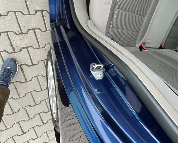 Синий Фольксваген Гольф, объемом двигателя 1.97 л и пробегом 257 тыс. км за 8500 $, фото 14 на Automoto.ua