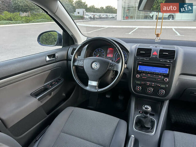 Синий Фольксваген Гольф, объемом двигателя 0 л и пробегом 190 тыс. км за 7300 $, фото 67 на Automoto.ua