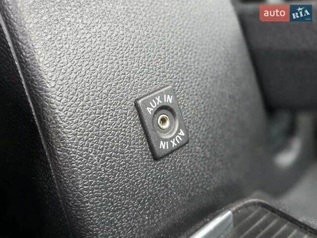 Синий Фольксваген Гольф, объемом двигателя 1.4 л и пробегом 216 тыс. км за 6450 $, фото 56 на Automoto.ua