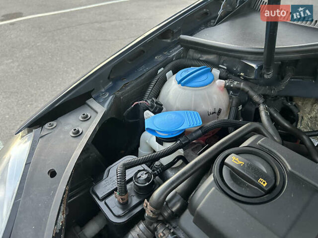 Синий Фольксваген Гольф, объемом двигателя 0 л и пробегом 190 тыс. км за 7300 $, фото 39 на Automoto.ua