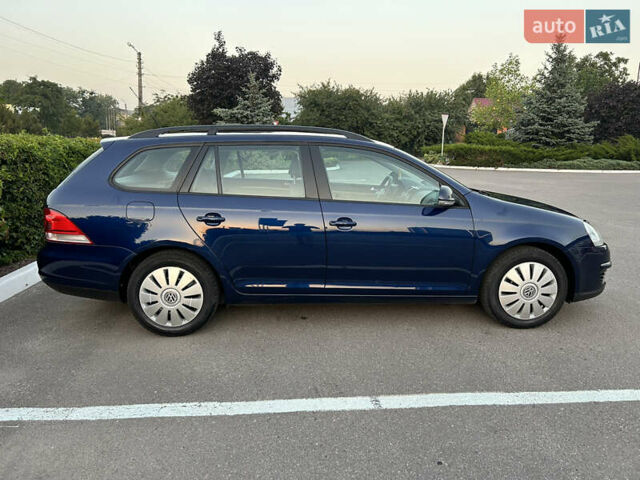 Синий Фольксваген Гольф, объемом двигателя 0 л и пробегом 190 тыс. км за 7300 $, фото 3 на Automoto.ua