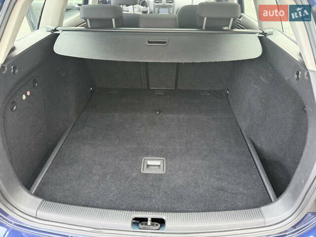 Синий Фольксваген Гольф, объемом двигателя 1.4 л и пробегом 175 тыс. км за 8300 $, фото 53 на Automoto.ua