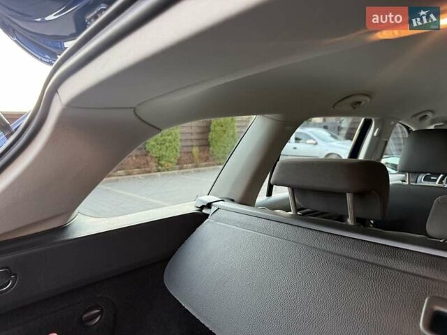 Синий Фольксваген Гольф, объемом двигателя 1.6 л и пробегом 289 тыс. км за 7400 $, фото 53 на Automoto.ua