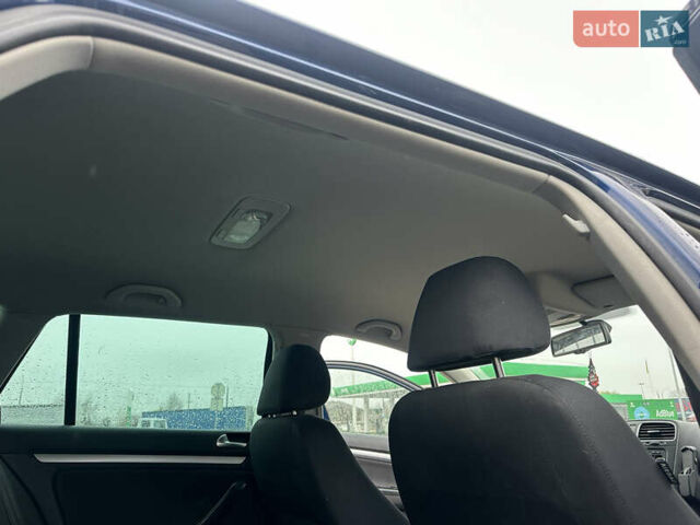 Синій Фольксваген Гольф, об'ємом двигуна 1.39 л та пробігом 191 тис. км за 7499 $, фото 15 на Automoto.ua