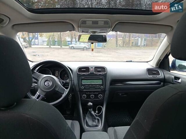 Синий Фольксваген Гольф, объемом двигателя 1.6 л и пробегом 313 тыс. км за 6350 $, фото 1 на Automoto.ua