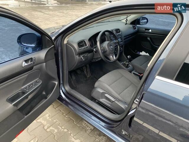 Синий Фольксваген Гольф, объемом двигателя 1.4 л и пробегом 214 тыс. км за 6800 $, фото 30 на Automoto.ua