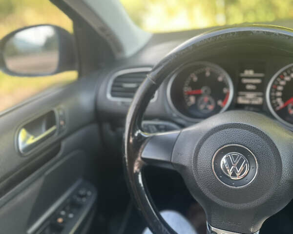 Синий Фольксваген Гольф, объемом двигателя 1.6 л и пробегом 249 тыс. км за 7300 $, фото 18 на Automoto.ua