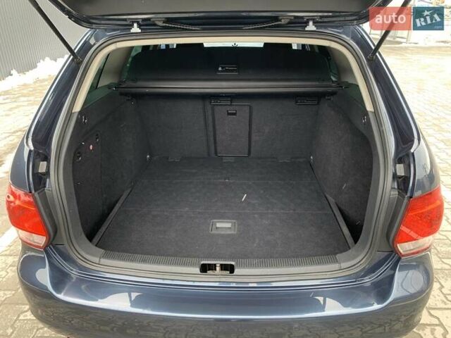 Синий Фольксваген Гольф, объемом двигателя 1.4 л и пробегом 214 тыс. км за 6800 $, фото 38 на Automoto.ua