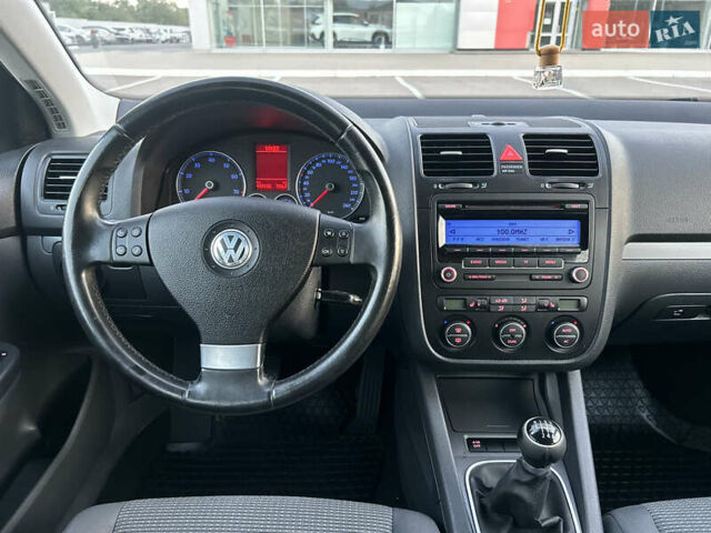 Синий Фольксваген Гольф, объемом двигателя 0 л и пробегом 190 тыс. км за 7300 $, фото 17 на Automoto.ua