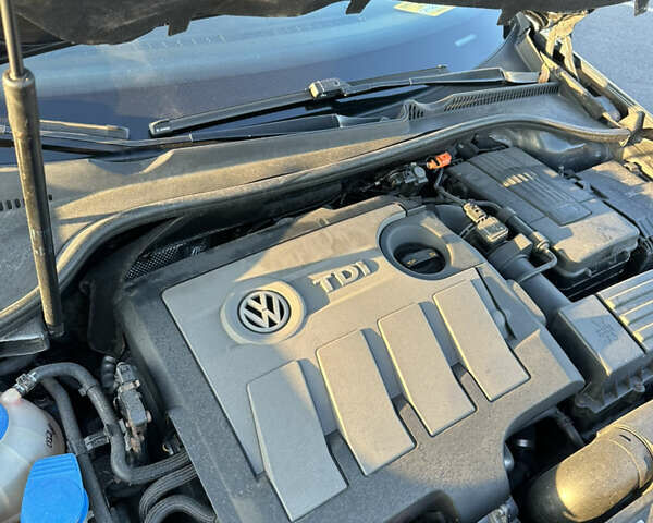 Синий Фольксваген Гольф, объемом двигателя 1.6 л и пробегом 243 тыс. км за 7599 $, фото 54 на Automoto.ua