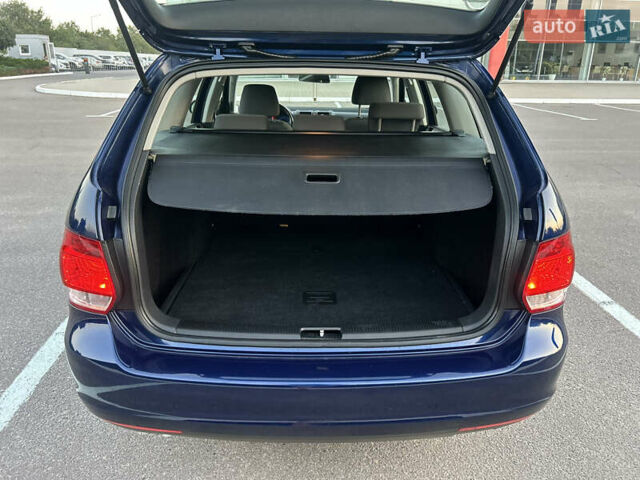 Синий Фольксваген Гольф, объемом двигателя 0 л и пробегом 190 тыс. км за 7300 $, фото 80 на Automoto.ua