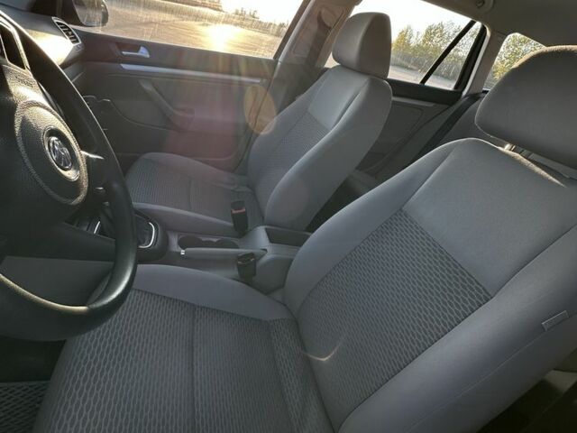 Синий Фольксваген Гольф, объемом двигателя 1.6 л и пробегом 243 тыс. км за 7600 $, фото 19 на Automoto.ua