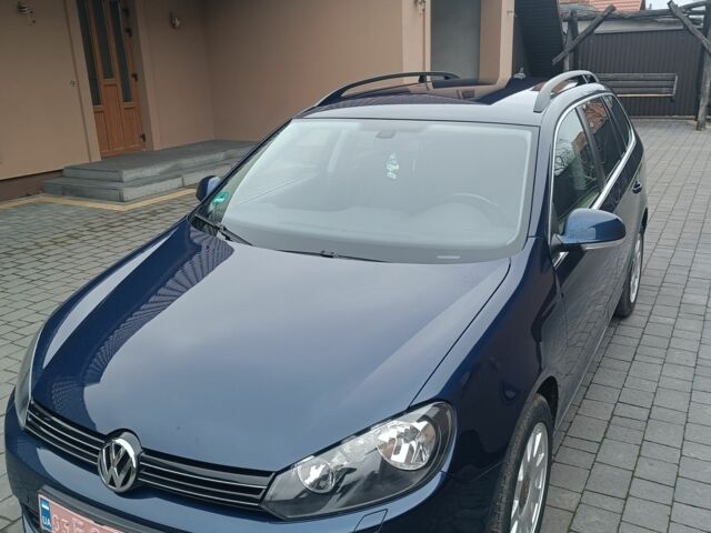 Синий Фольксваген Гольф, объемом двигателя 2 л и пробегом 256 тыс. км за 8800 $, фото 2 на Automoto.ua