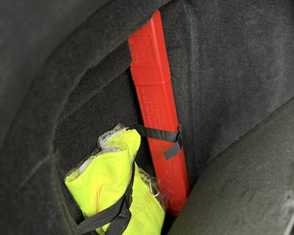 Синій Фольксваген Гольф, об'ємом двигуна 1.6 л та пробігом 258 тис. км за 8100 $, фото 75 на Automoto.ua