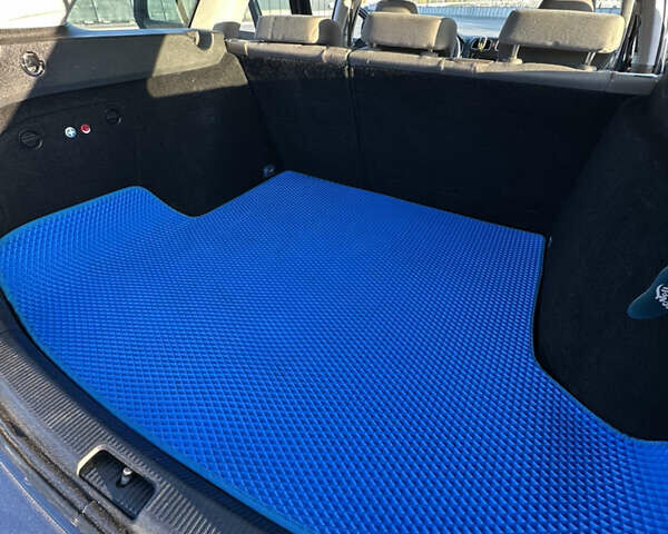 Синий Фольксваген Гольф, объемом двигателя 1.6 л и пробегом 243 тыс. км за 7599 $, фото 33 на Automoto.ua