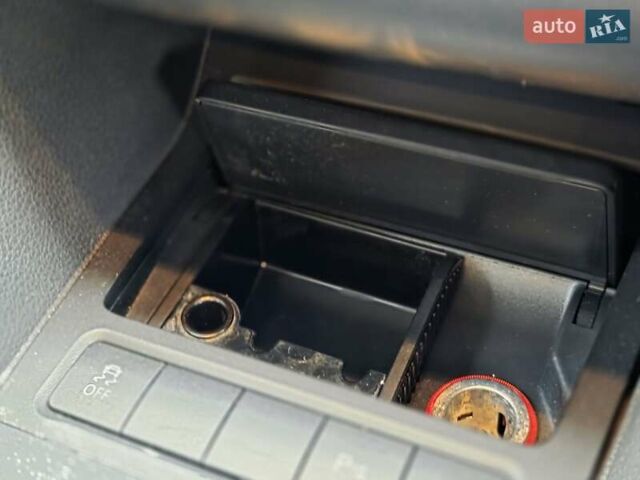 Синий Фольксваген Гольф, объемом двигателя 1.4 л и пробегом 216 тыс. км за 6450 $, фото 54 на Automoto.ua