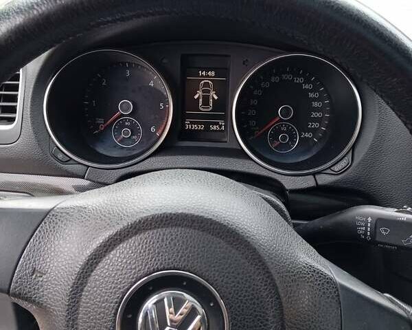 Синий Фольксваген Гольф, объемом двигателя 1.6 л и пробегом 313 тыс. км за 6350 $, фото 12 на Automoto.ua