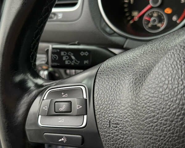 Синій Фольксваген Гольф, об'ємом двигуна 1.6 л та пробігом 258 тис. км за 8100 $, фото 46 на Automoto.ua