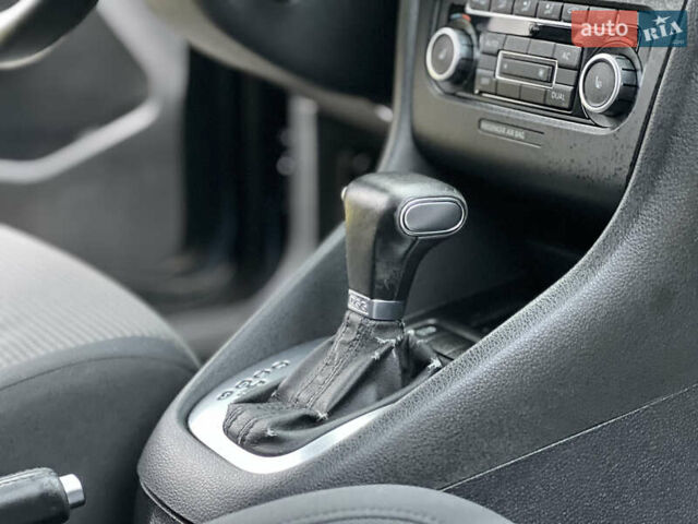 Синій Фольксваген Гольф, об'ємом двигуна 1.97 л та пробігом 280 тис. км за 7250 $, фото 30 на Automoto.ua