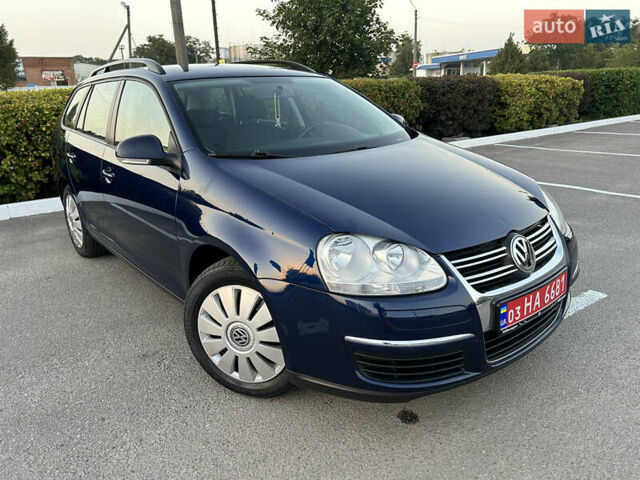 Синий Фольксваген Гольф, объемом двигателя 0 л и пробегом 190 тыс. км за 7300 $, фото 1 на Automoto.ua