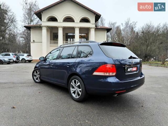 Синий Фольксваген Гольф, объемом двигателя 1.6 л и пробегом 292 тыс. км за 5990 $, фото 9 на Automoto.ua