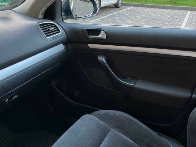 Синій Фольксваген Гольф, об'ємом двигуна 1.4 л та пробігом 212 тис. км за 7399 $, фото 5 на Automoto.ua