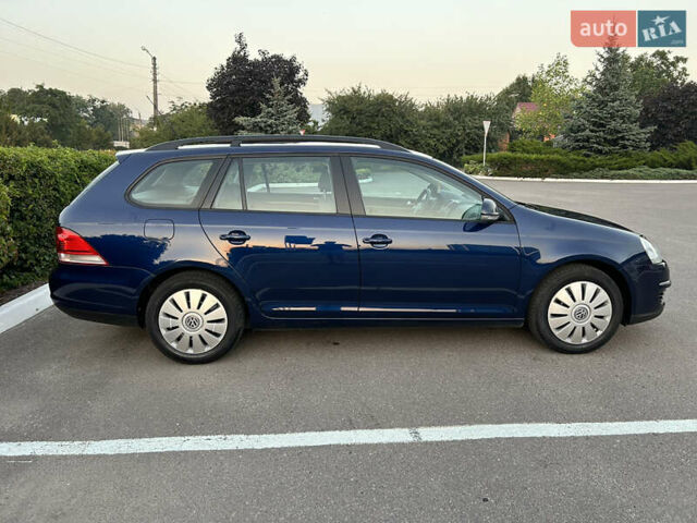 Синий Фольксваген Гольф, объемом двигателя 0 л и пробегом 190 тыс. км за 7300 $, фото 112 на Automoto.ua