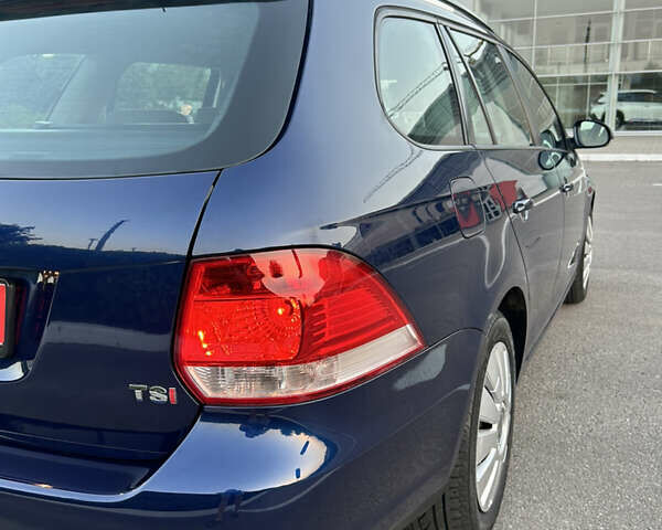 Синий Фольксваген Гольф, объемом двигателя 0 л и пробегом 190 тыс. км за 7300 $, фото 122 на Automoto.ua