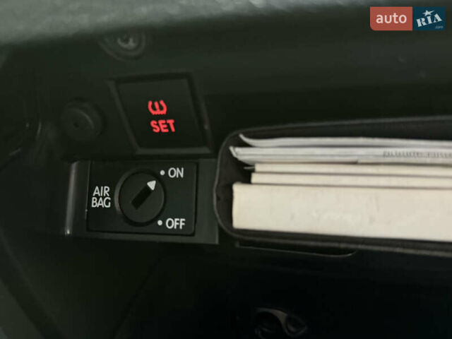Синій Фольксваген Гольф, об'ємом двигуна 1.6 л та пробігом 258 тис. км за 8100 $, фото 71 на Automoto.ua