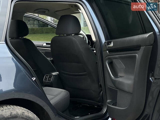 Синій Фольксваген Гольф, об'ємом двигуна 1.97 л та пробігом 280 тис. км за 7250 $, фото 25 на Automoto.ua