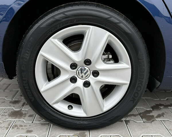 Синій Фольксваген Гольф, об'ємом двигуна 1.6 л та пробігом 258 тис. км за 8100 $, фото 24 на Automoto.ua