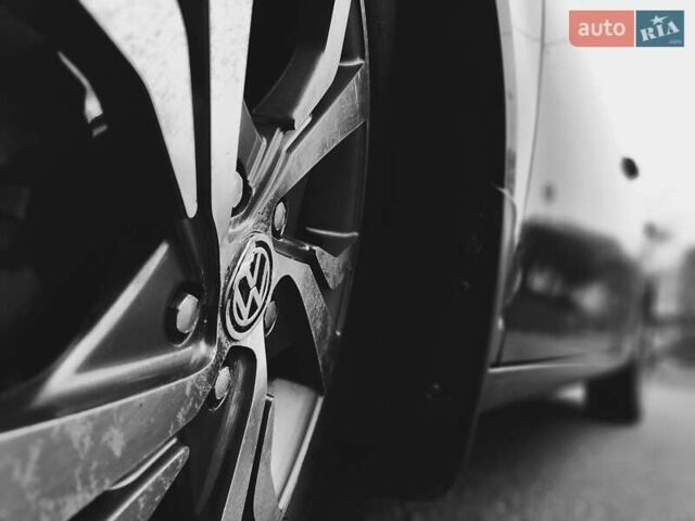Синий Фольксваген Гольф, объемом двигателя 1.6 л и пробегом 292 тыс. км за 5990 $, фото 3 на Automoto.ua