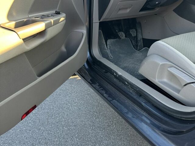 Синий Фольксваген Гольф, объемом двигателя 1.6 л и пробегом 243 тыс. км за 7600 $, фото 15 на Automoto.ua