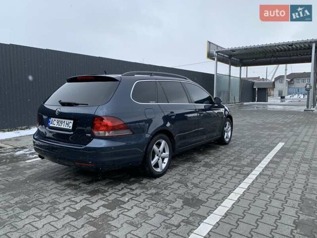 Синий Фольксваген Гольф, объемом двигателя 1.4 л и пробегом 214 тыс. км за 6800 $, фото 4 на Automoto.ua