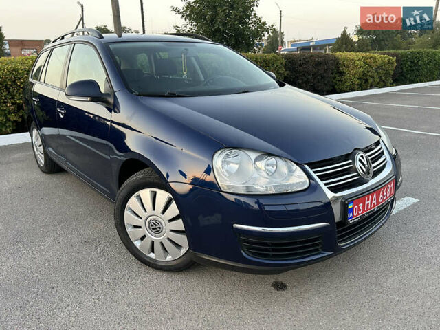 Синий Фольксваген Гольф, объемом двигателя 0 л и пробегом 190 тыс. км за 7300 $, фото 147 на Automoto.ua