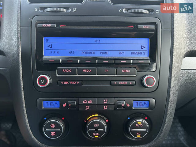 Синий Фольксваген Гольф, объемом двигателя 0 л и пробегом 190 тыс. км за 7300 $, фото 136 на Automoto.ua