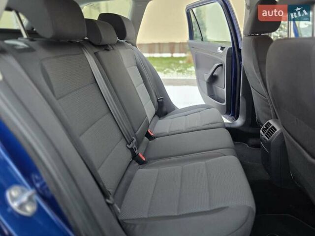 Синий Фольксваген Гольф, объемом двигателя 1.4 л и пробегом 216 тыс. км за 6450 $, фото 28 на Automoto.ua